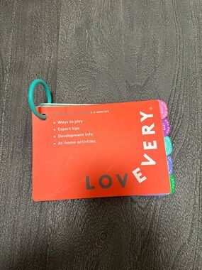 Lovevery The Senser Play Guide - 5-6 months